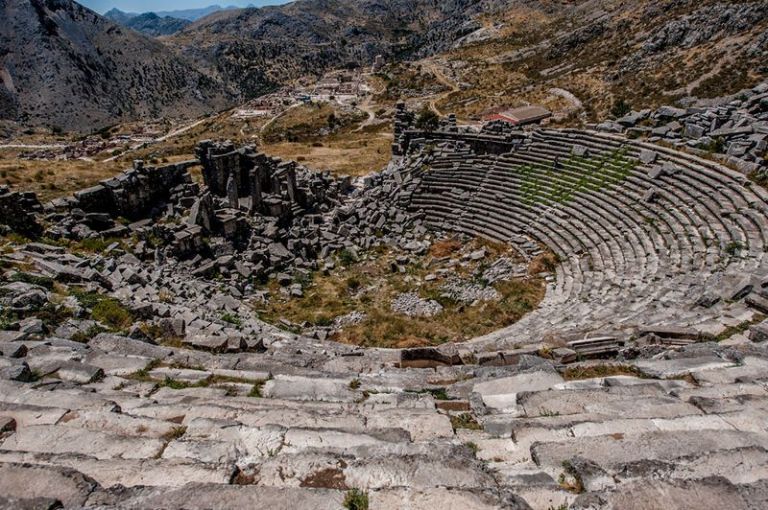 04c5067ac44f49e96631d14baa8f9f2e