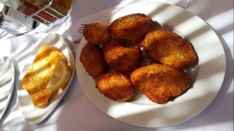 36137321_1949582245060938_1715511947790647296_n