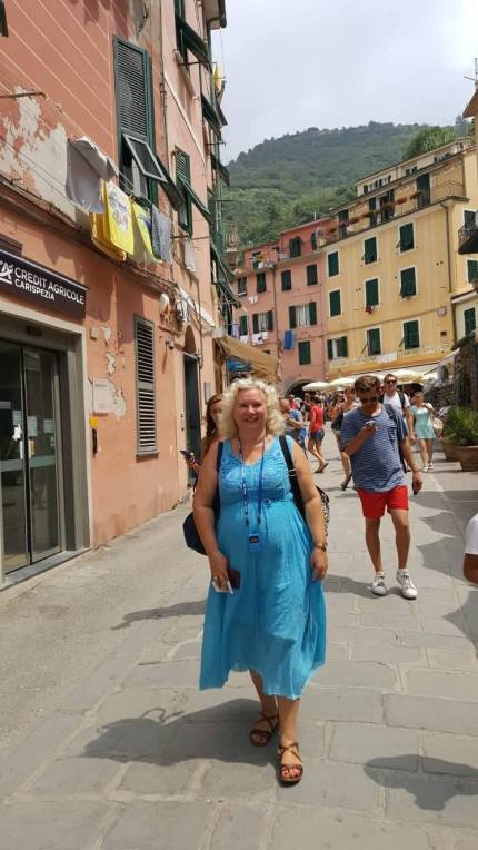 38476950_2190302084539543_1259569708684804096_n