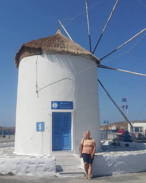 41392505_713059855711233_9200125174177857536_n