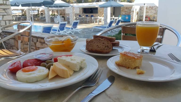 41432484_1898913147070778_1665536094881447936_n