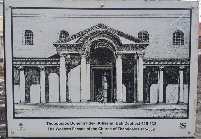 48370262_275516156453755_7570459134324113408_n