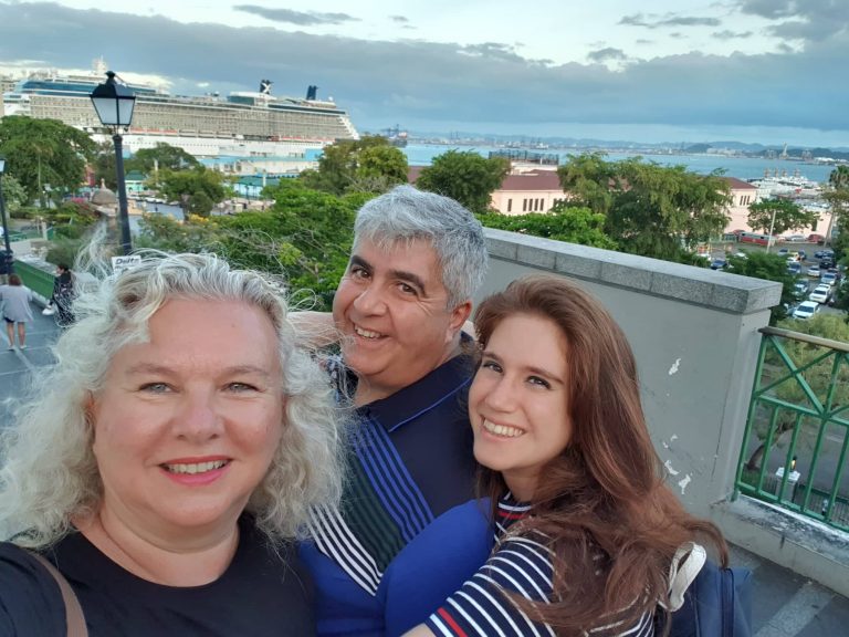 59872055_428338624629944_5017806340546887680_n