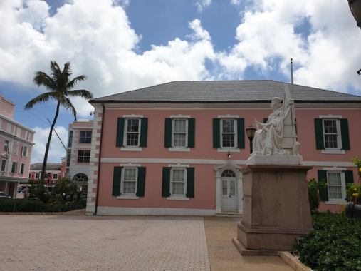 66620679_351426905773393_2993741489785274368_n